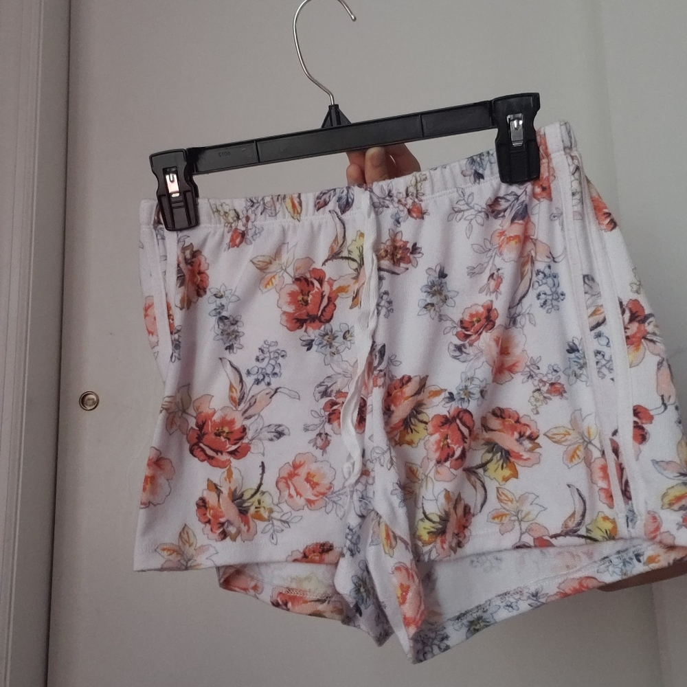 no comment floral shorts
